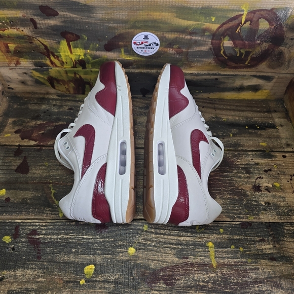 Nike Air Max 1 LX Sail Team Red Grey Gum Nby FJ3169-100  12 Women's = 10.5 Men's - Picture 5 of 8